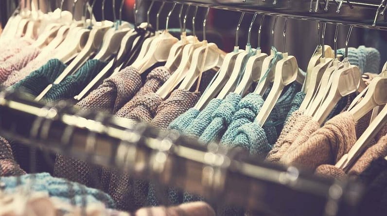Clothing Hang Tags: Why they're Important